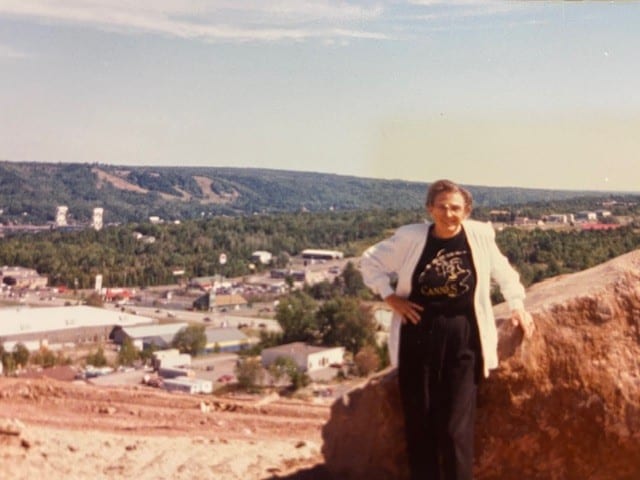 Bluff 6